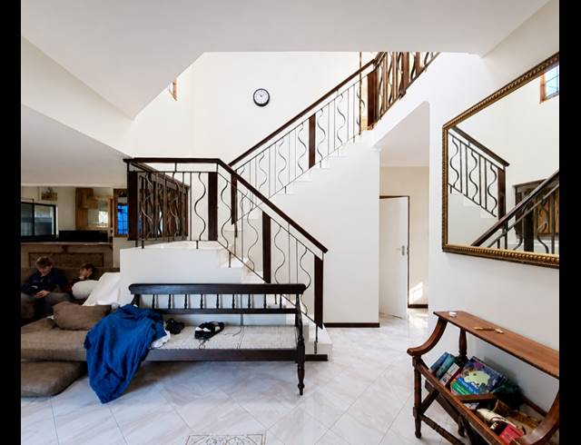 4 BEDROOM FREESTANDING FOR SALE IN CLANSTHAL